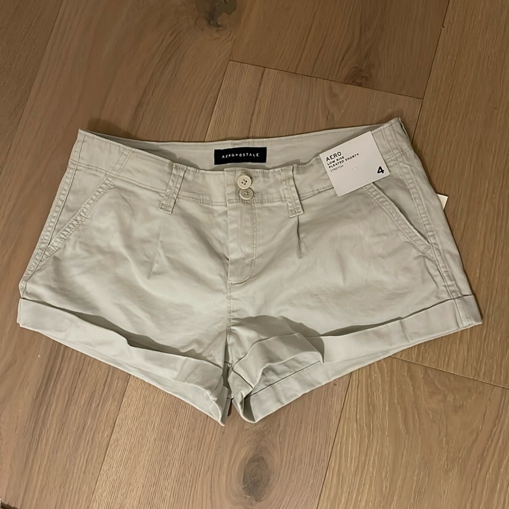 Low rise stretchy cargo short